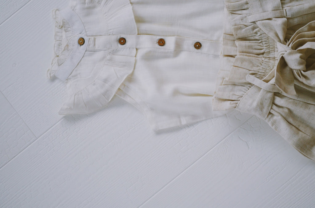 White button up blouse & natural tie pants 2-Piece set 4-8Y